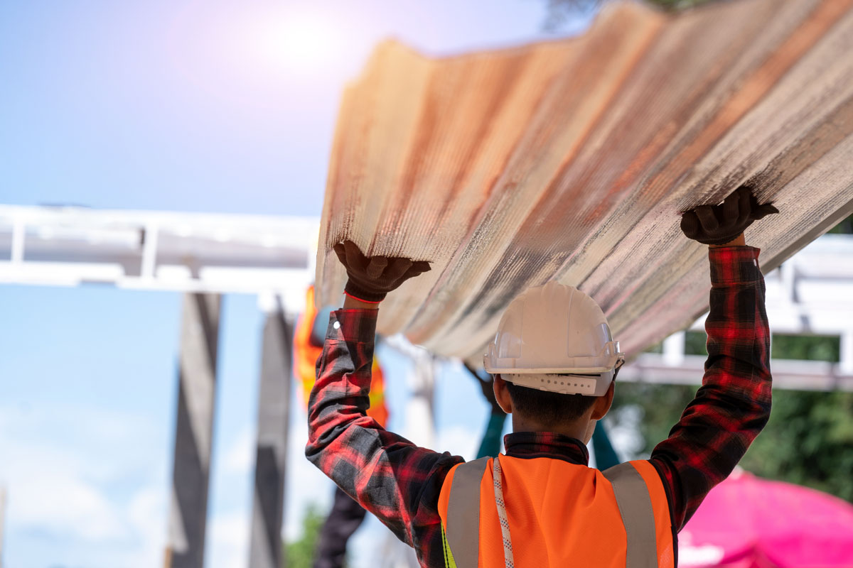 Metal Roofing vs Shingles