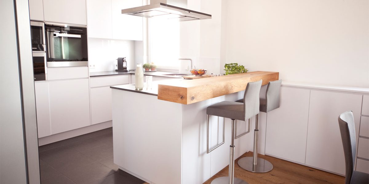 Pros and Cons of a Kitchen Island